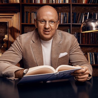 ДОКТОР ШАГОВ