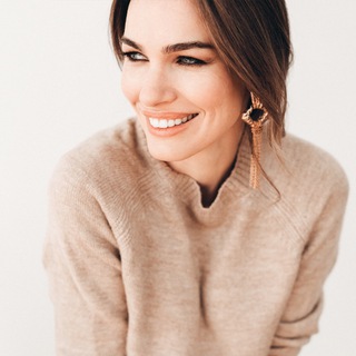 TONIA JENSEN. ONLINE SHOPPING