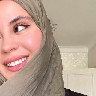 С ЛЮБОВЬЮ, R.