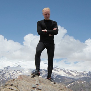 МАЛЕНЬКИЙ ЧЕЛОВЕК