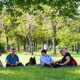 ПРОГУЛКИ В ХОРОШЕЙ КОМПАНИИ