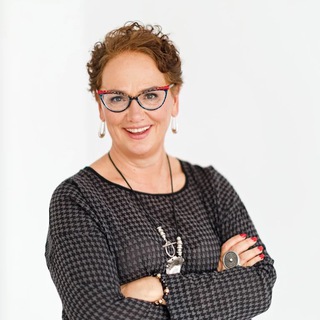 ПСИХОТЕРАПЕВТ АЛЕНА САГАДЕЕВА