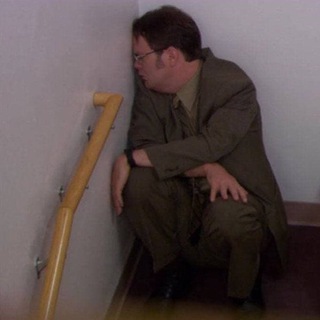 ОН УМЕР С ФАЛАФЕЛЕМ В РУКЕ