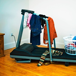 БІГОВА БАРАХОЛКА