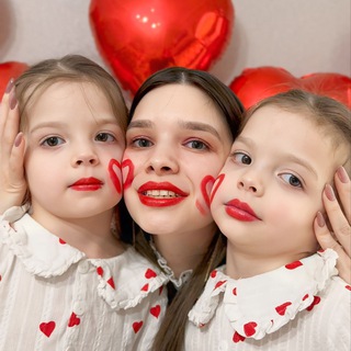 ИЛОНА И БЛИЗНЯШКИ