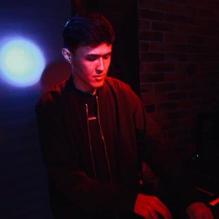 DJ DIMVSH