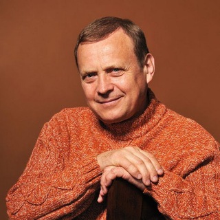 ВИКТОР ЕФИМОВ