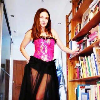 КРАСОТКА О ПОЛИТИКЕ