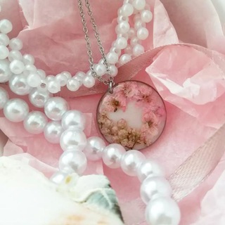 УКРАШЕНИЯ ИЗ ЭПОКСИДНОЙ СМОЛЫ