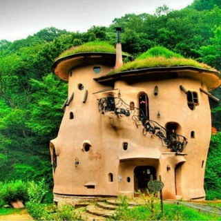 GRUPO BIOCONSTRUCCIÓN. ECO ARQUITECTURA, ECO INGENIERÍA, ECO TURISMO Y ECO PAISAJISMO (IARB)