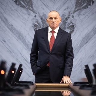 ЮРИЙ ИВАНОВ