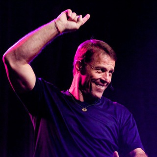 TONY ROBBINS