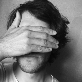 ЮРИЙ КАРАКУР