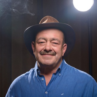 МИХАИЛ КОЖУХОВ: «ТОТ САМЫЙ МУЖИК С УСАМИ»