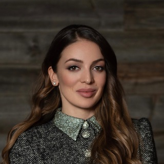 ЗАРИНА ДОГУЗОВА