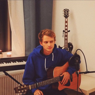 РАЙС КИДАЕТ РИС