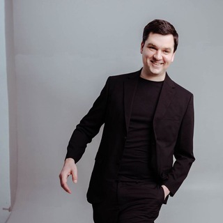 КРАСНЫЙ ЦИРКУЛЬ