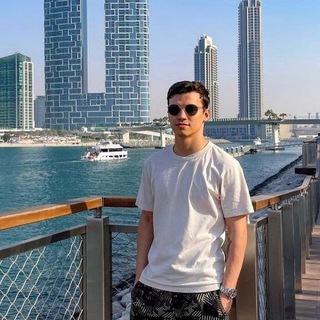 МАТВЕЙ ДАРИТ!