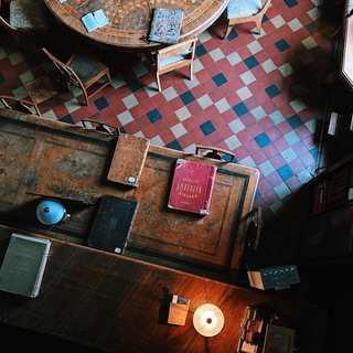 КНИЖНЫЙ ПЕТЕРБУРГ