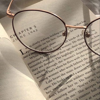 ОТКРЫВАЯ КНИГУ