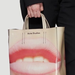 ГРОБНИЦА КЛЕРАПАТРЫ