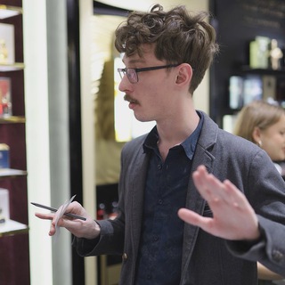 МАКС ТА ПАХОЩІ