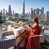 LUXURY LIVING 
