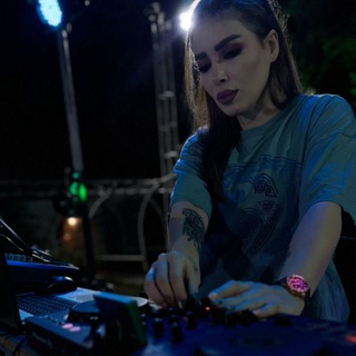 DJ_NILUFAR71