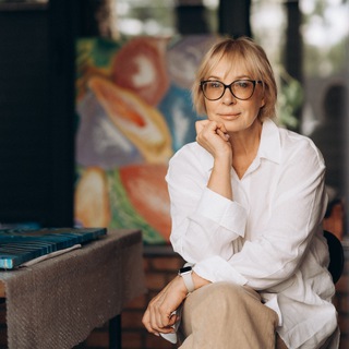 ЛЮДМИЛА ДЕНIСОВА