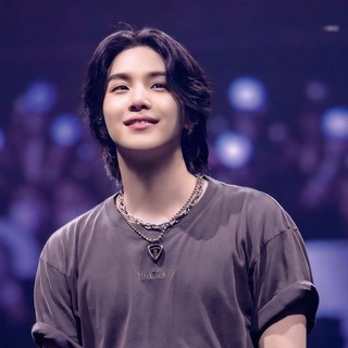 MIN YOONGI 민윤기