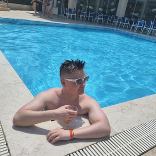 АРТЕМ МЕЛЬНИКОВ BIG CUSH