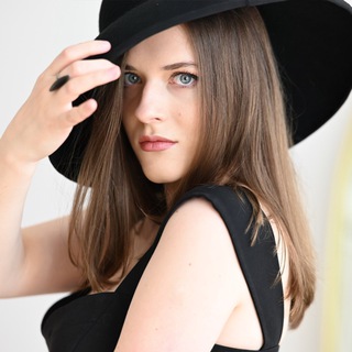 ЗАПИСКИ ПИАНИСТКИ