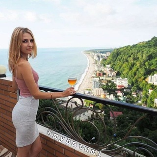 ВОКРУГ  С MARY READ