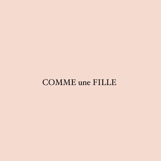 COMME UNE FILLE